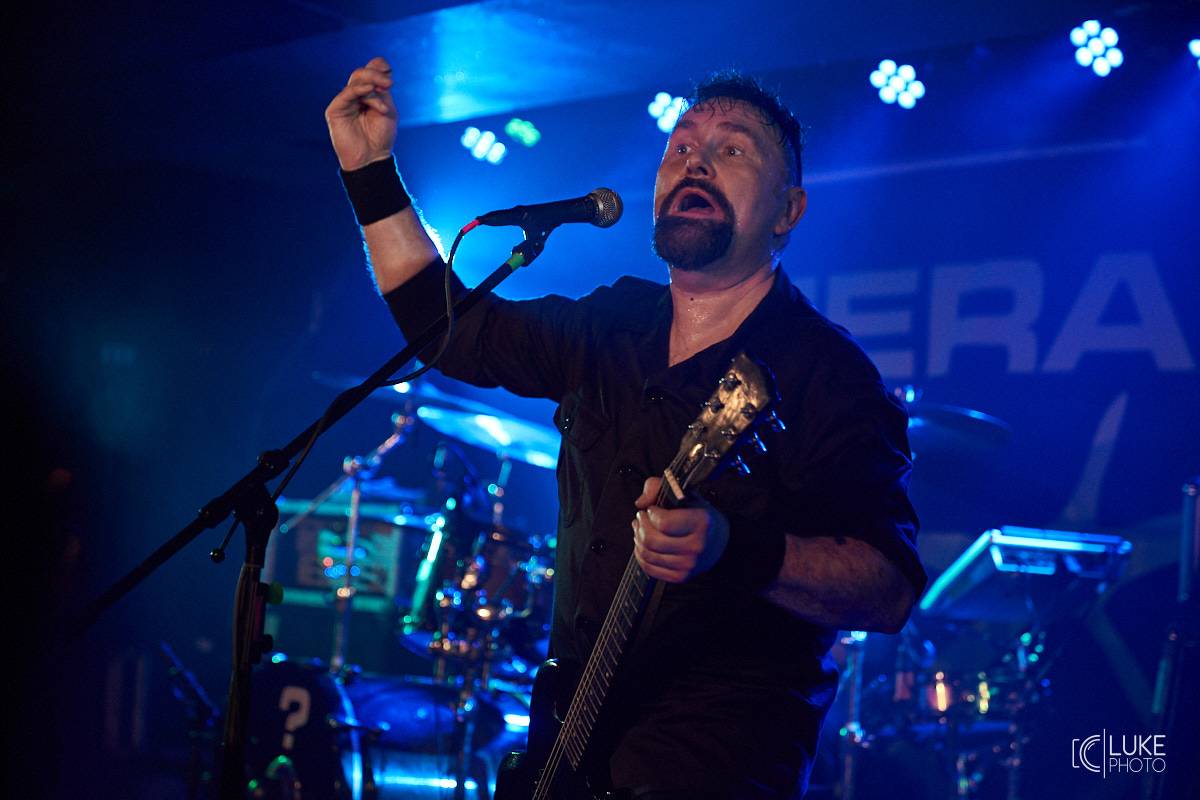 Therapy? po třech letech v Praze: V Rock Café představili novou desku Cleave