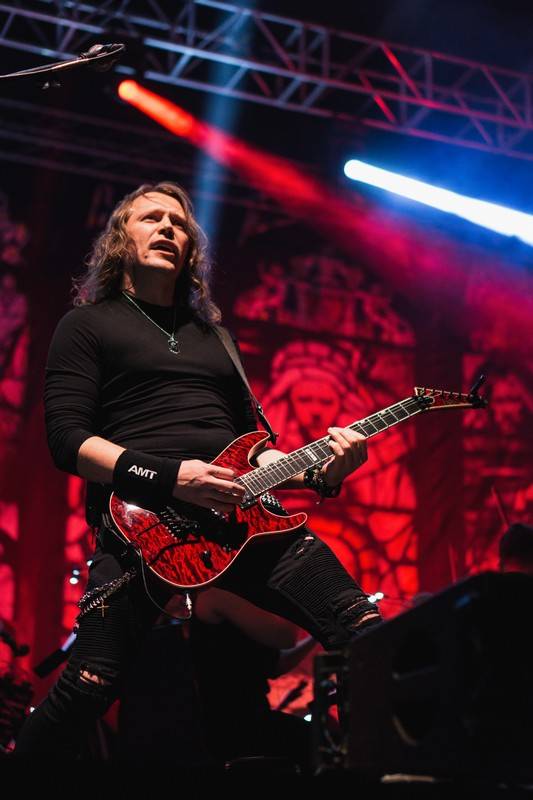 Metallica Tribute Show ve Foru Karlín spojila metal se symfonickým orchestrem