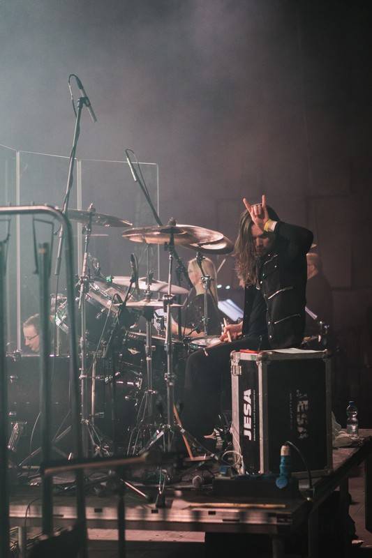 Metallica Tribute Show ve Foru Karlín spojila metal se symfonickým orchestrem