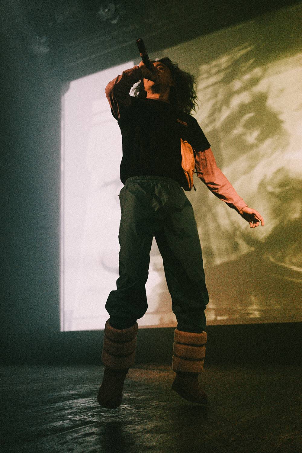 Tommy Cash přivezl do Roxy extravagantní a nestydatou show