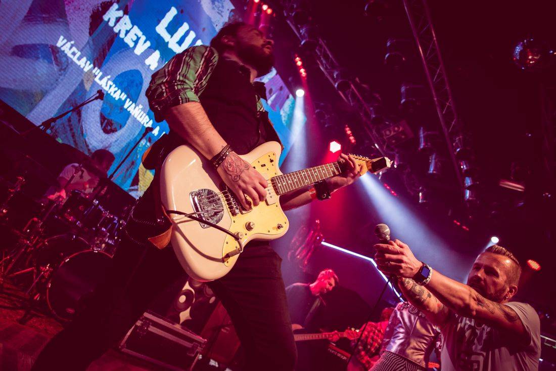 Megaton Fashion Show: Rockové hvězdy předvedly svůj mechandising a podpořily děti z projektu Bojovat srdcem