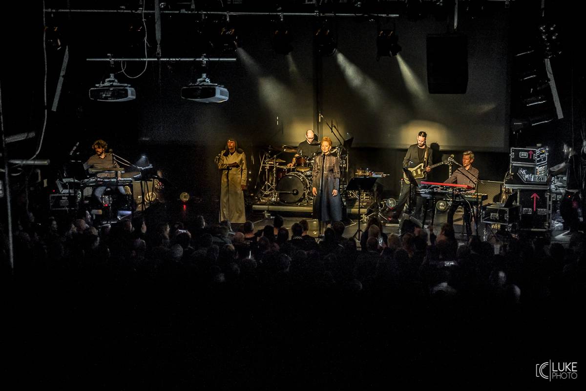 Laibach zavítali do Brna. Dvouhodinový koncert zakončili v country stylu