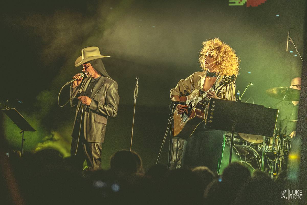 Laibach zavítali do Brna. Dvouhodinový koncert zakončili v country stylu