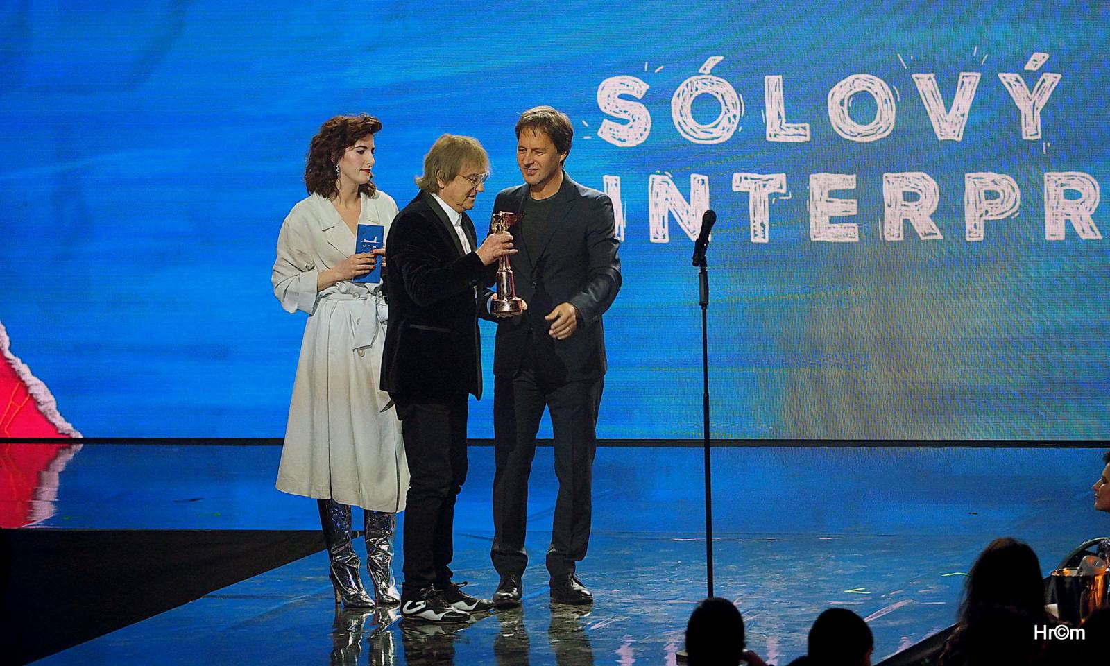 Ceny Anděl ovládli Lucie, Barbora Poláková a The Atavists, do Síně slávy vstoupil Michal Prokop