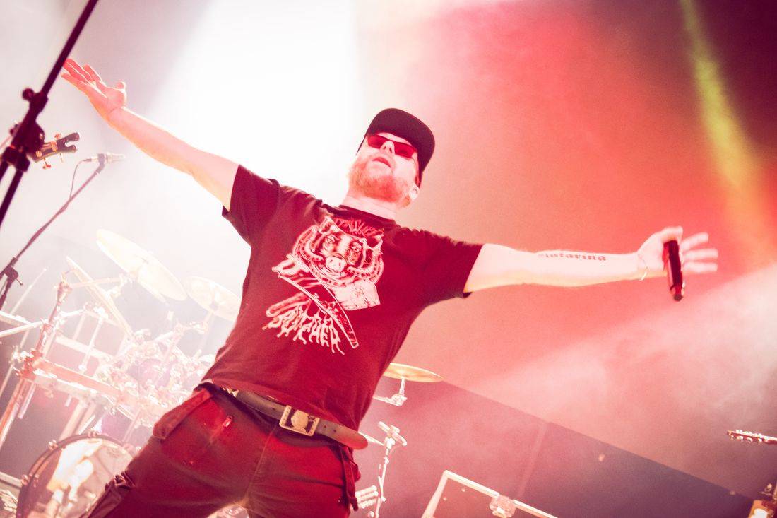 Horkýže Slíže dvakrát vyprodali Lucerna Music Bar, nadšení fanoušci divoce pogovali