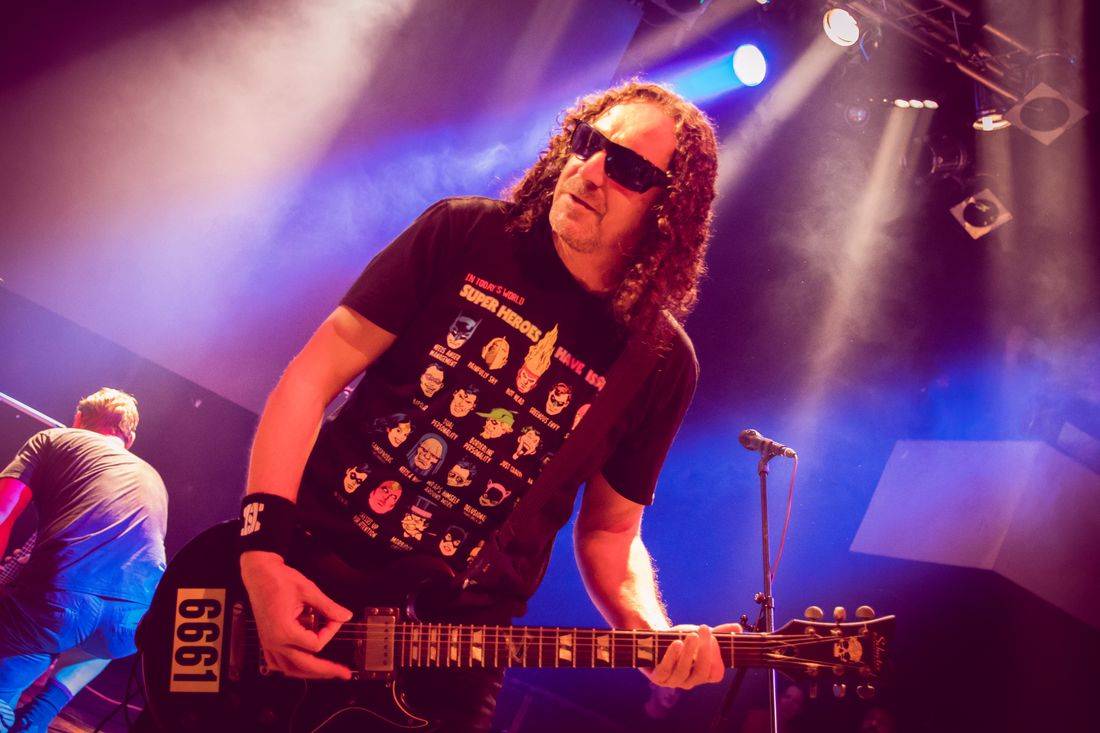 Horkýže Slíže dvakrát vyprodali Lucerna Music Bar, nadšení fanoušci divoce pogovali