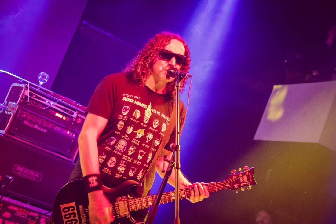 Horkýže Slíže dvakrát vyprodali Lucerna Music Bar, nadšení fanoušci divoce pogovali