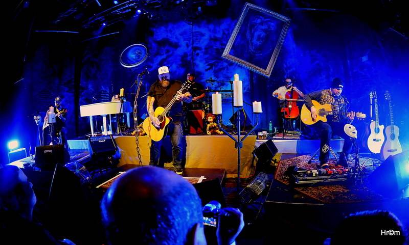 Škwor potěšili s komorním turné fanoušky v Olomouci