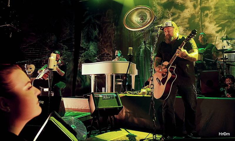 Škwor potěšili s komorním turné fanoušky v Olomouci