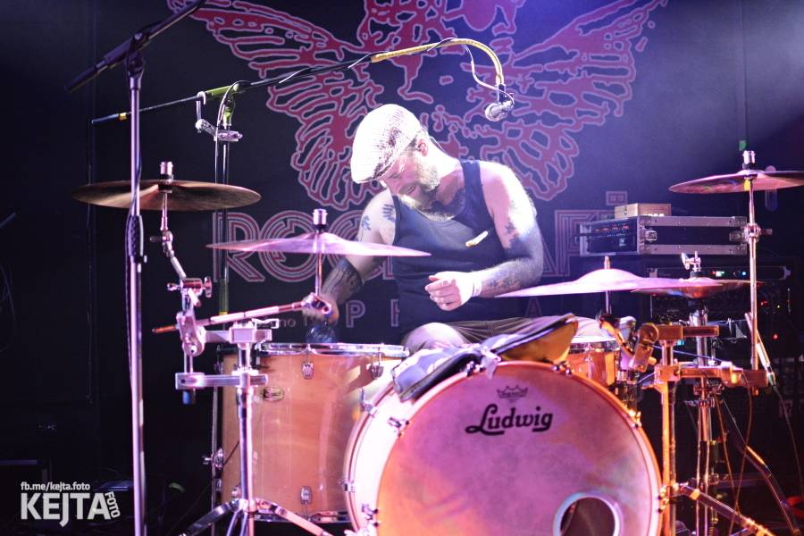 Oslavy svatého Patrika v Rock Café: Zoe Hayter, Travis O'Neill, Cheers! a spousta irského alkoholu