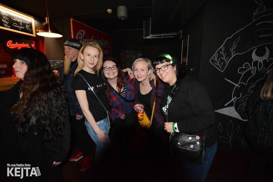 Oslavy svatého Patrika v Rock Café: Zoe Hayter, Travis O'Neill, Cheers! a spousta irského alkoholu