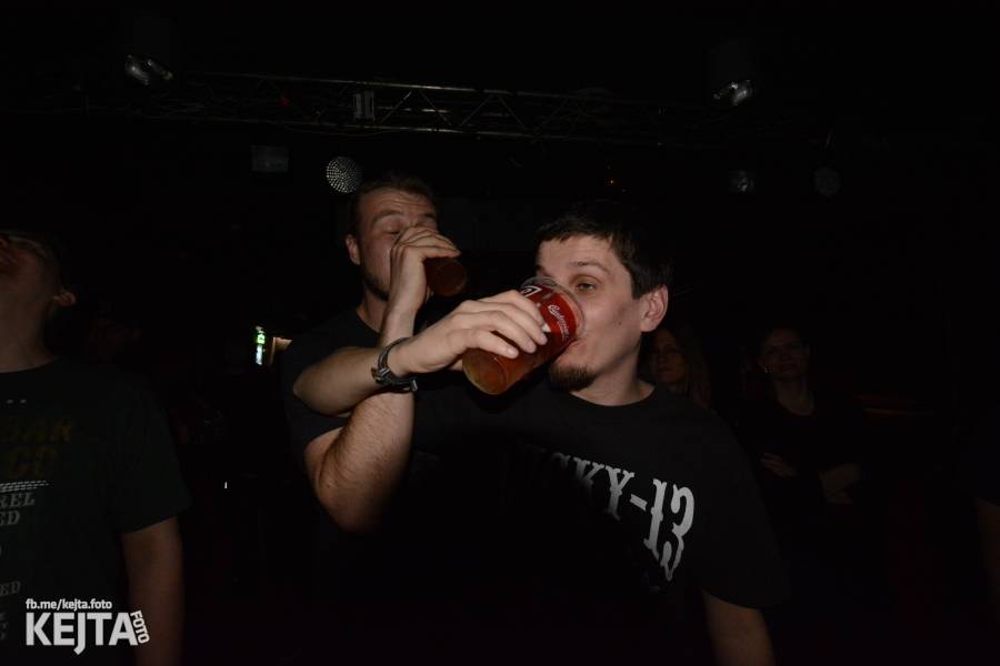 Oslavy svatého Patrika v Rock Café: Zoe Hayter, Travis O'Neill, Cheers! a spousta irského alkoholu