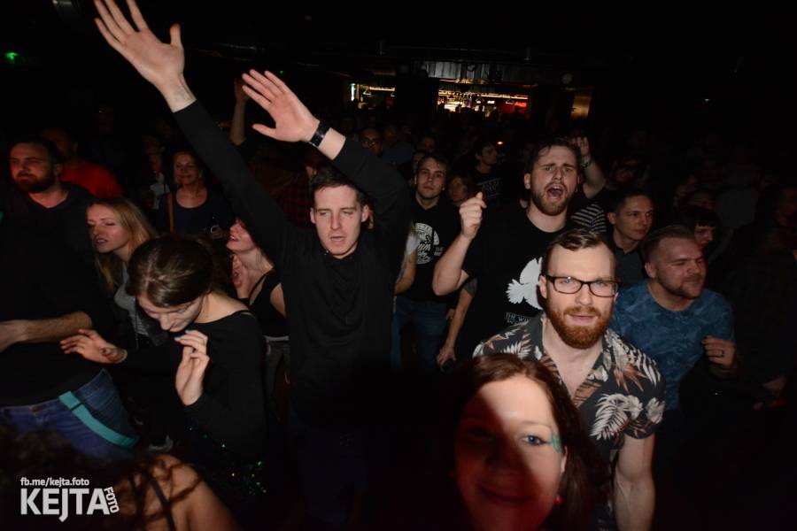 Oslavy svatého Patrika v Rock Café: Zoe Hayter, Travis O'Neill, Cheers! a spousta irského alkoholu