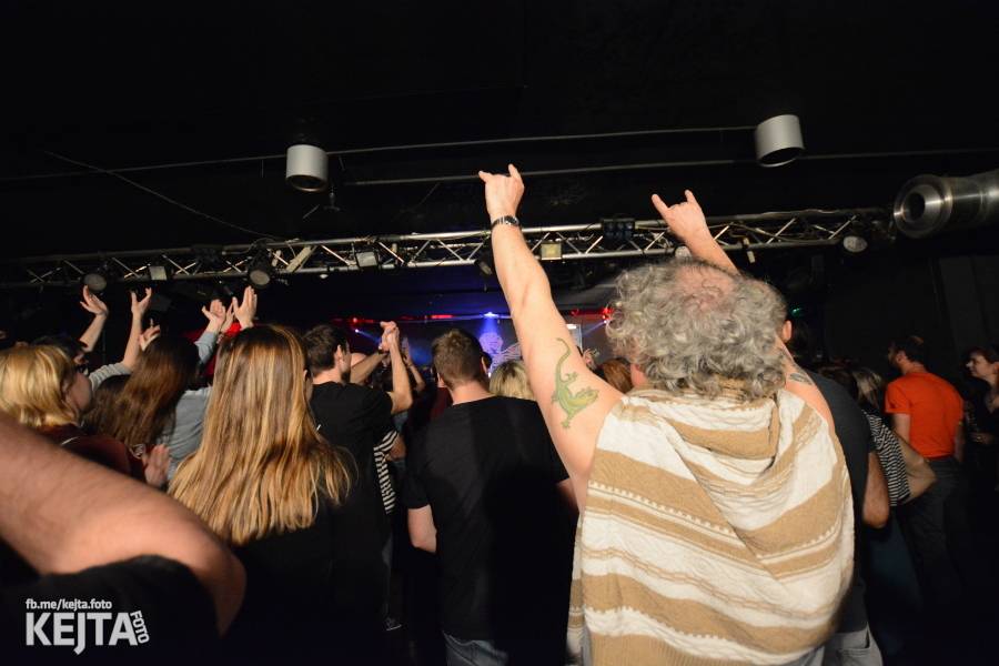 Oslavy svatého Patrika v Rock Café: Zoe Hayter, Travis O'Neill, Cheers! a spousta irského alkoholu