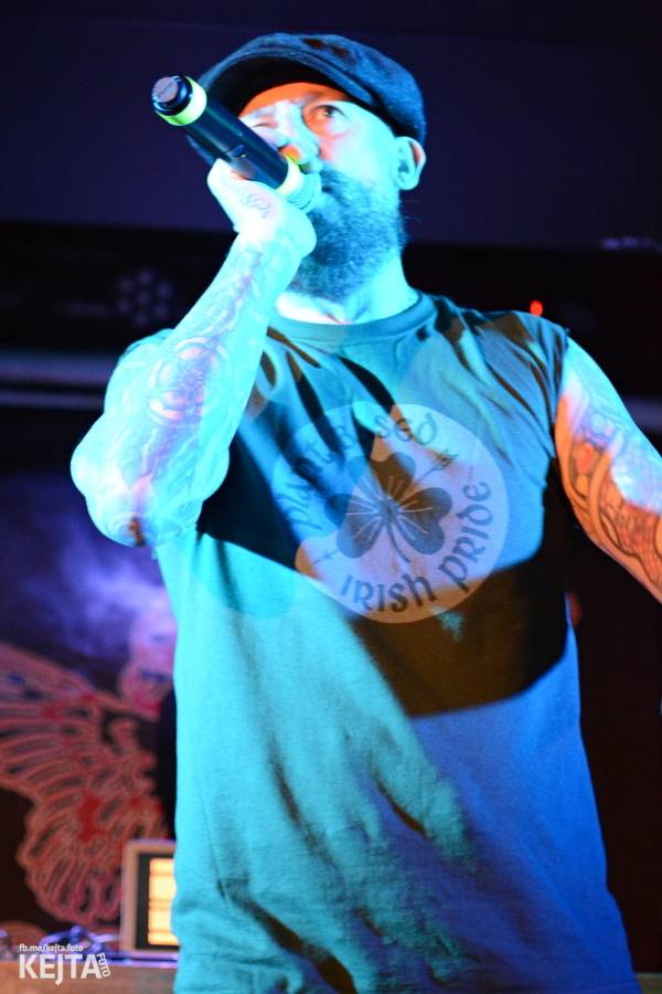 Oslavy svatého Patrika v Rock Café: Zoe Hayter, Travis O'Neill, Cheers! a spousta irského alkoholu