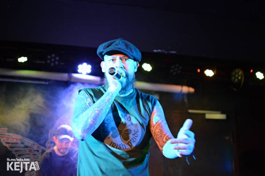 Oslavy svatého Patrika v Rock Café: Zoe Hayter, Travis O'Neill, Cheers! a spousta irského alkoholu