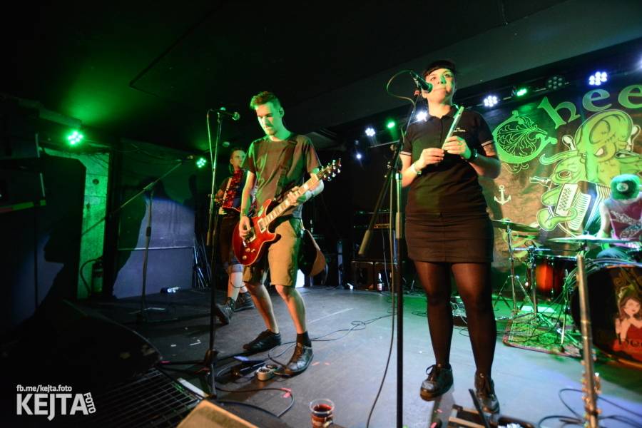 Oslavy svatého Patrika v Rock Café: Zoe Hayter, Travis O'Neill, Cheers! a spousta irského alkoholu