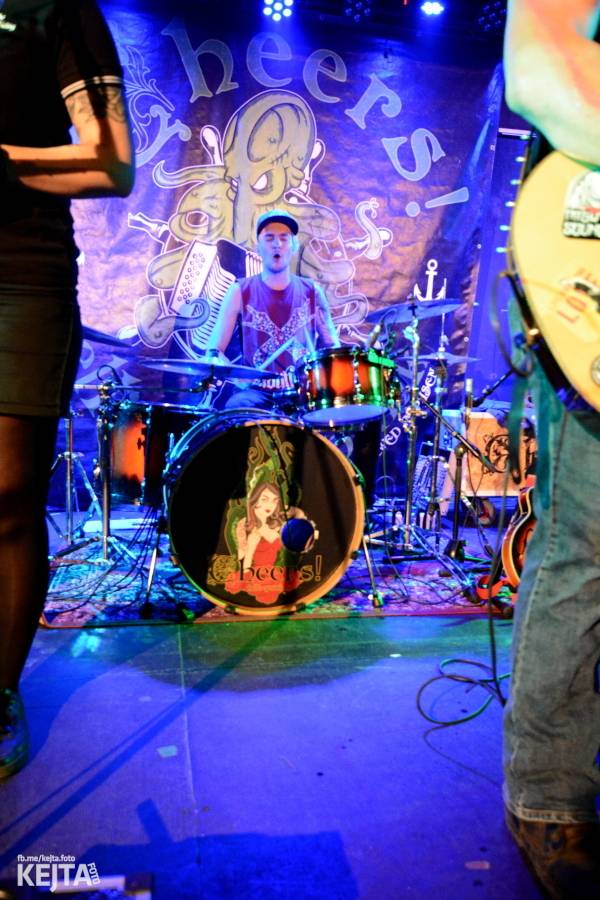 Oslavy svatého Patrika v Rock Café: Zoe Hayter, Travis O'Neill, Cheers! a spousta irského alkoholu