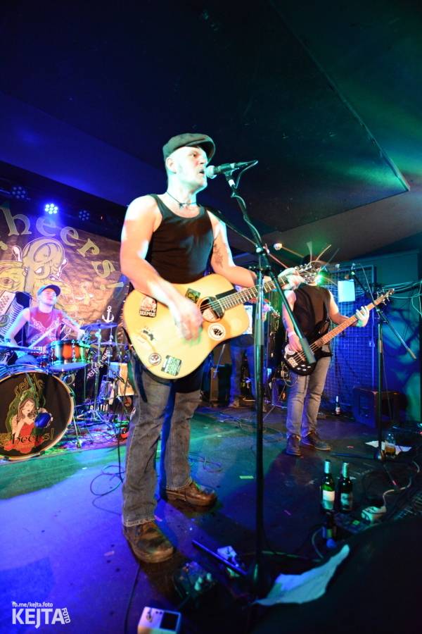 Oslavy svatého Patrika v Rock Café: Zoe Hayter, Travis O'Neill, Cheers! a spousta irského alkoholu