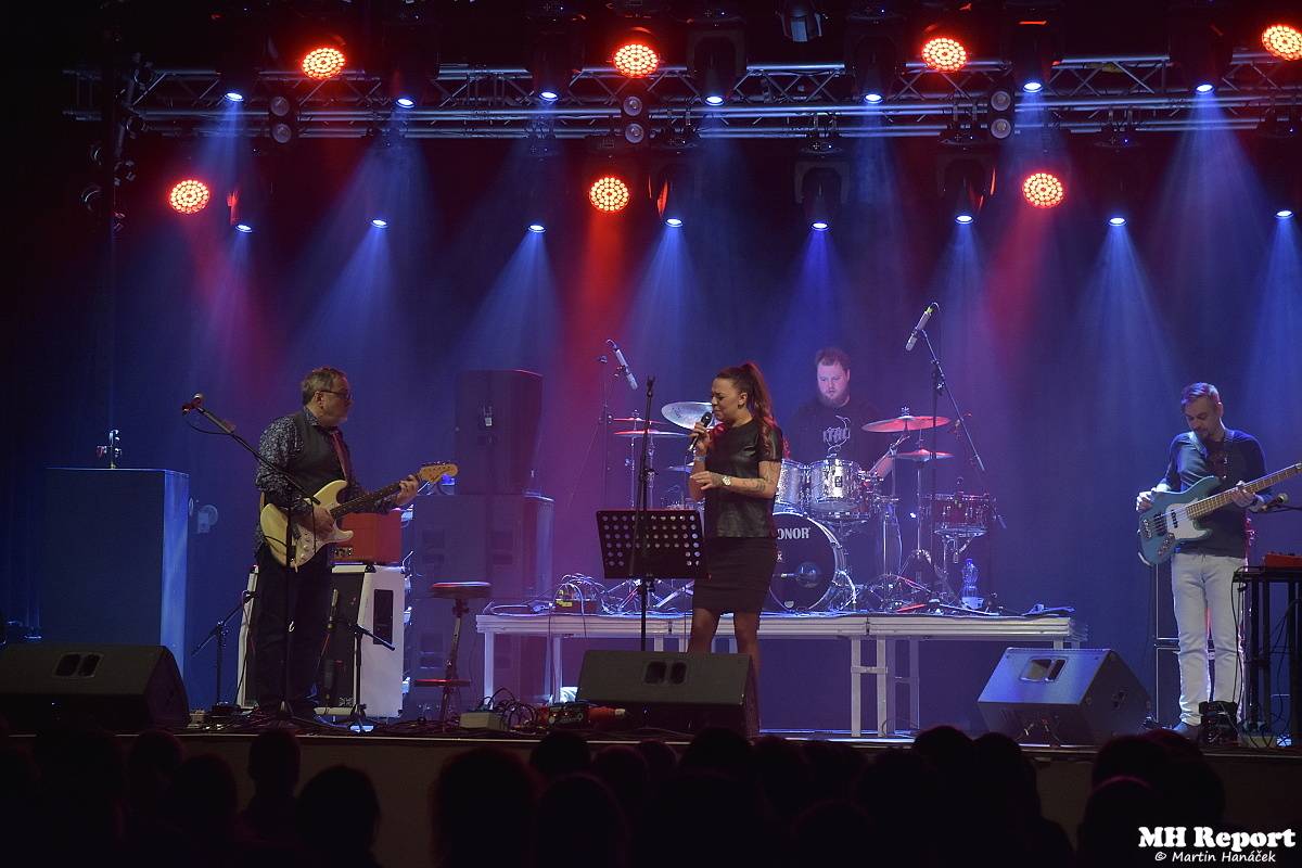 Michal Pavlíček v Plzni představil nové album Pošli to tam