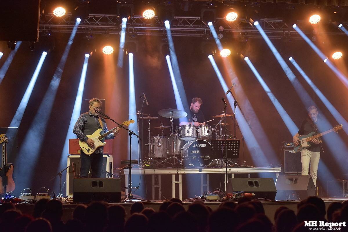 Michal Pavlíček v Plzni představil nové album Pošli to tam