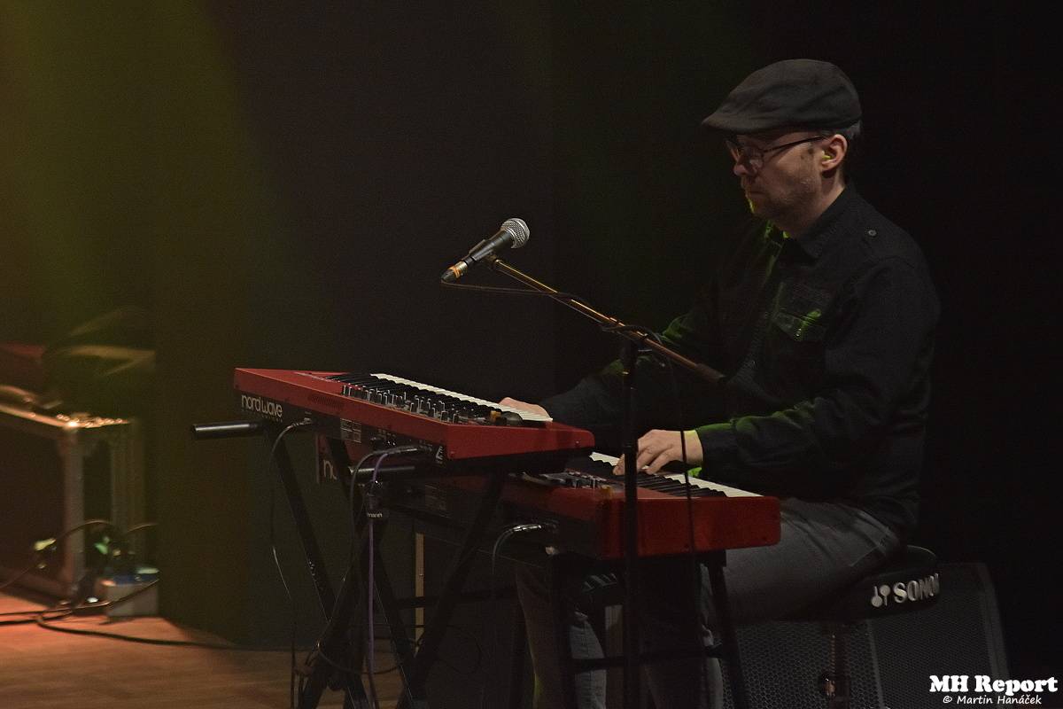 Michal Pavlíček v Plzni představil nové album Pošli to tam