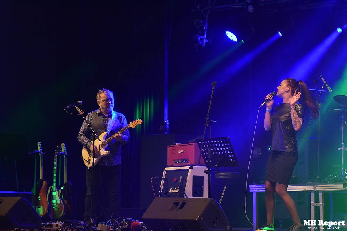 Michal Pavlíček v Plzni představil nové album Pošli to tam