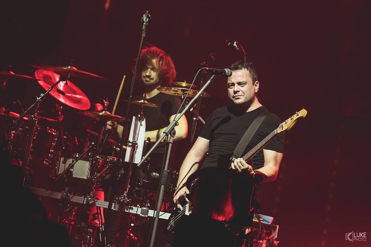 Evropa 2 rozdávala ceny. Na afterparty ve Foru Karlín hráli The Rasmus i Chinaski