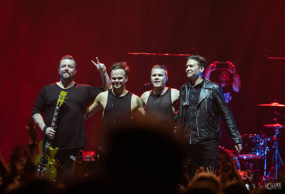 Evropa 2 rozdávala ceny. Na afterparty ve Foru Karlín hráli The Rasmus i Chinaski