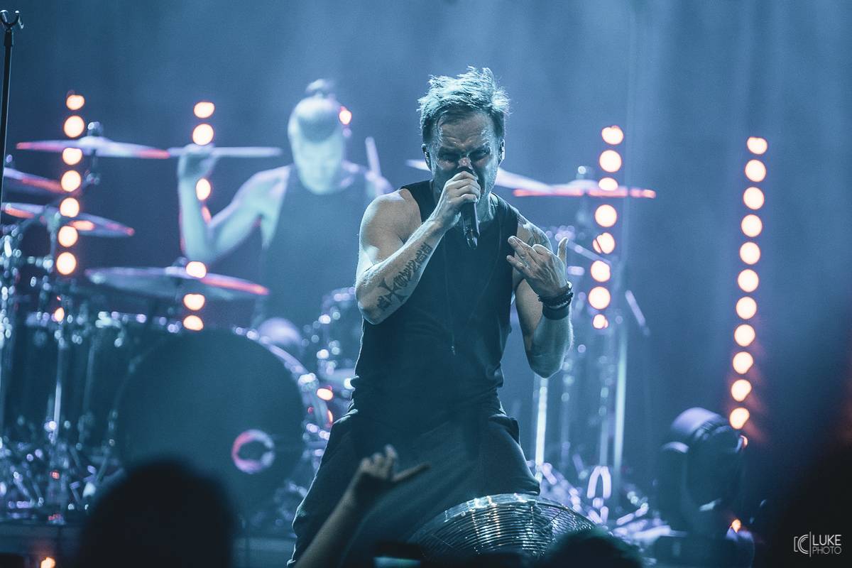 Evropa 2 rozdávala ceny. Na afterparty ve Foru Karlín hráli The Rasmus i Chinaski