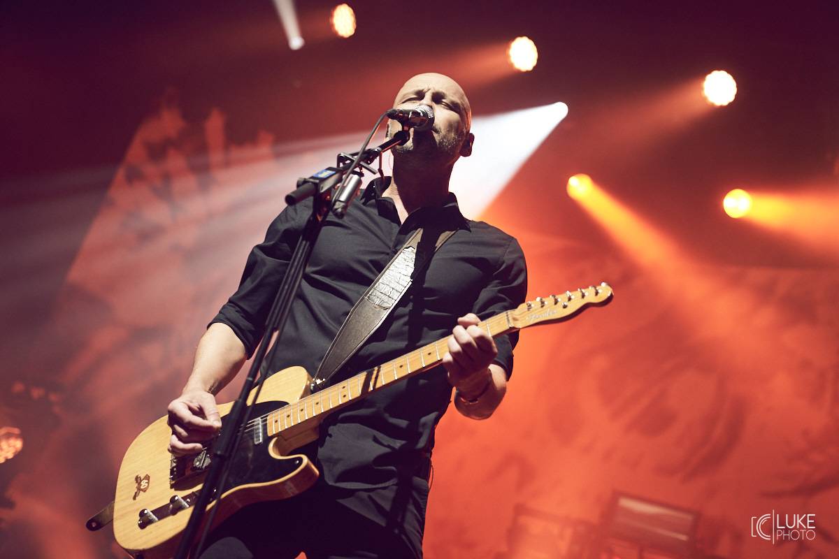 Evropa 2 rozdávala ceny. Na afterparty ve Foru Karlín hráli The Rasmus i Chinaski