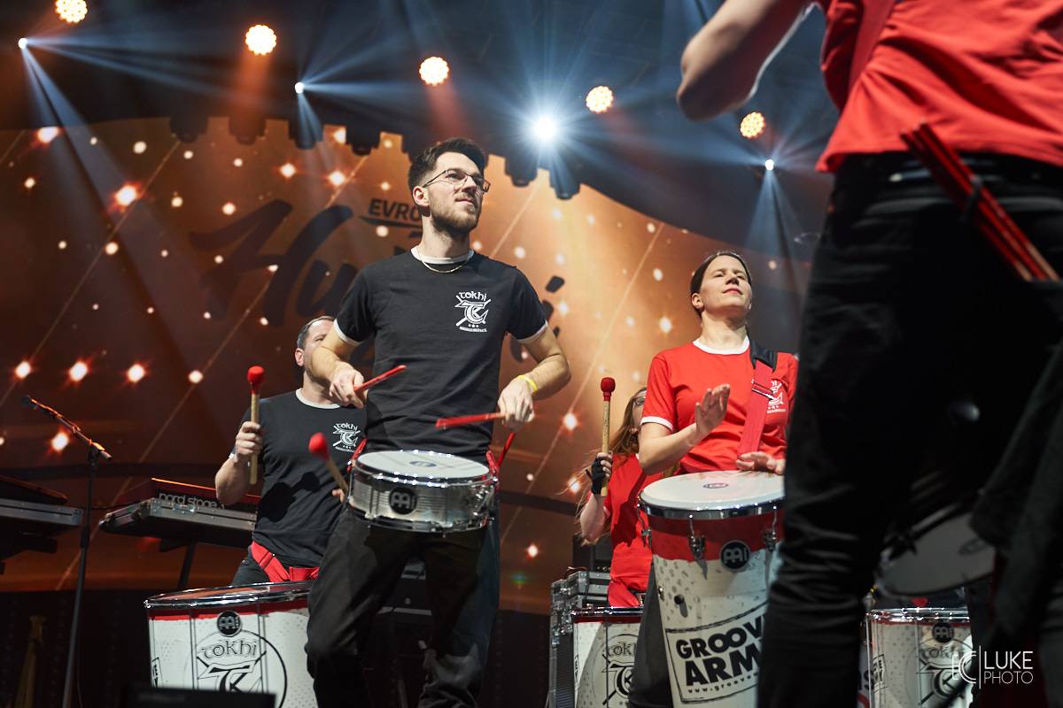 Evropa 2 rozdávala ceny. Na afterparty ve Foru Karlín hráli The Rasmus i Chinaski