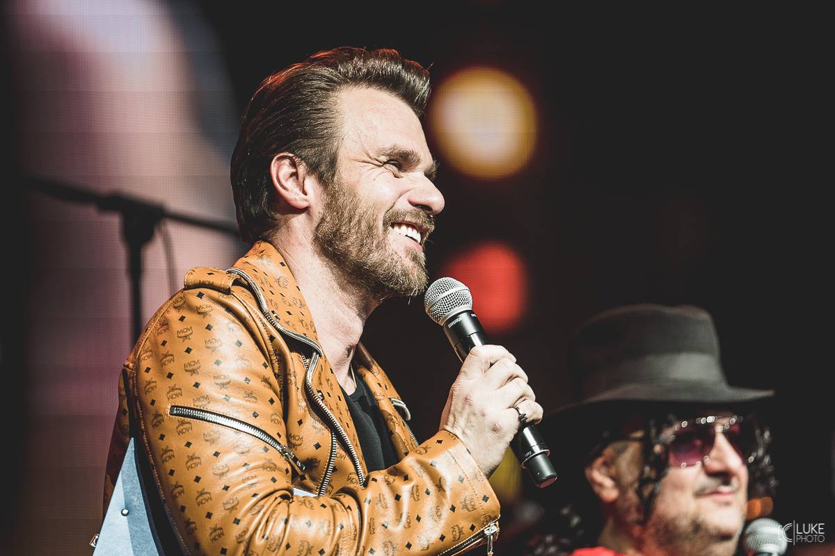 Evropa 2 rozdávala ceny. Na afterparty ve Foru Karlín hráli The Rasmus i Chinaski