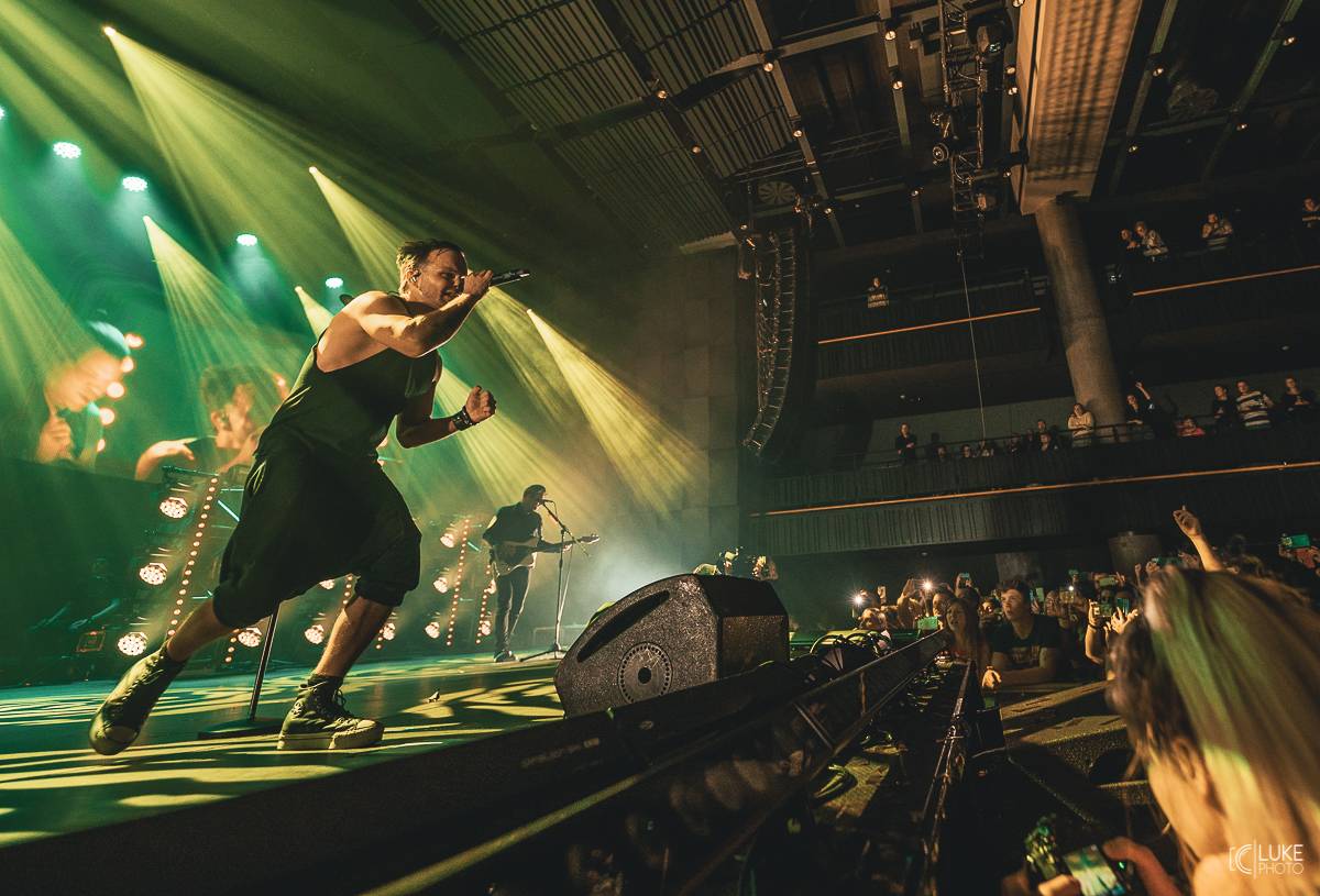 Evropa 2 rozdávala ceny. Na afterparty ve Foru Karlín hráli The Rasmus i Chinaski