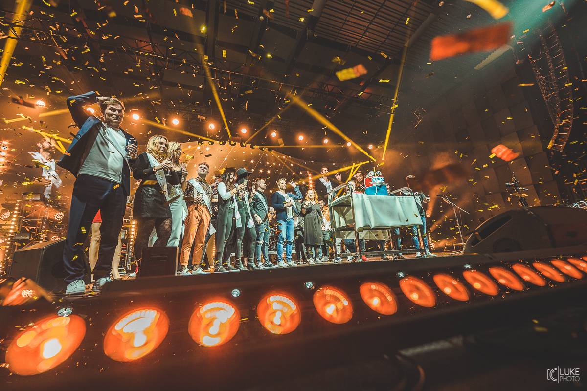 Evropa 2 rozdávala ceny. Na afterparty ve Foru Karlín hráli The Rasmus i Chinaski