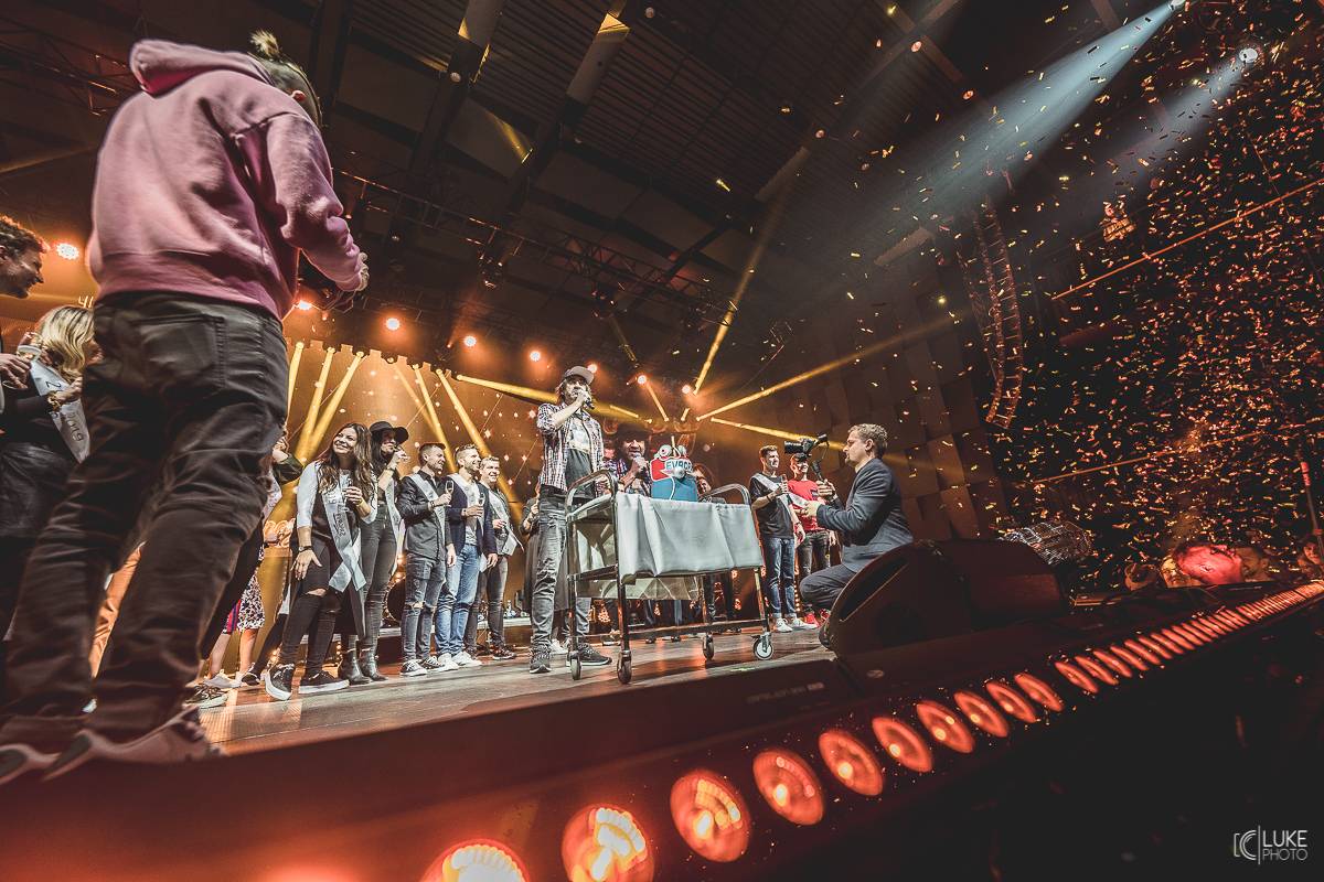 Evropa 2 rozdávala ceny. Na afterparty ve Foru Karlín hráli The Rasmus i Chinaski