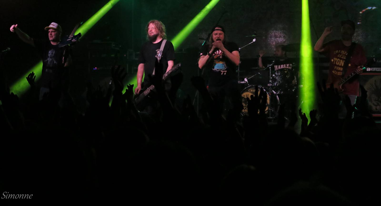 Harlej bavil fanoušky ve Zlíně, předskakovali jim Loco Loco