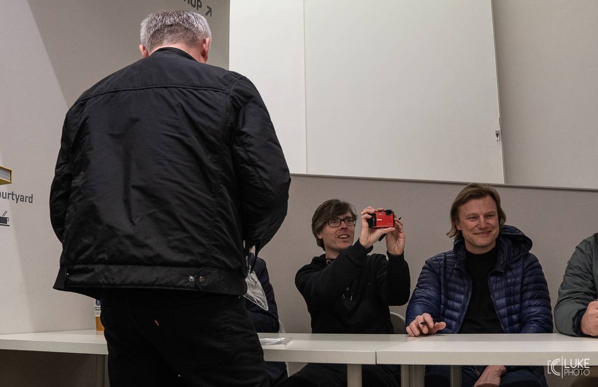 Tata Bojs slavnostně zakončili svou výstavu v centru současného umění DOX v Praze a pokřtili Tatalog