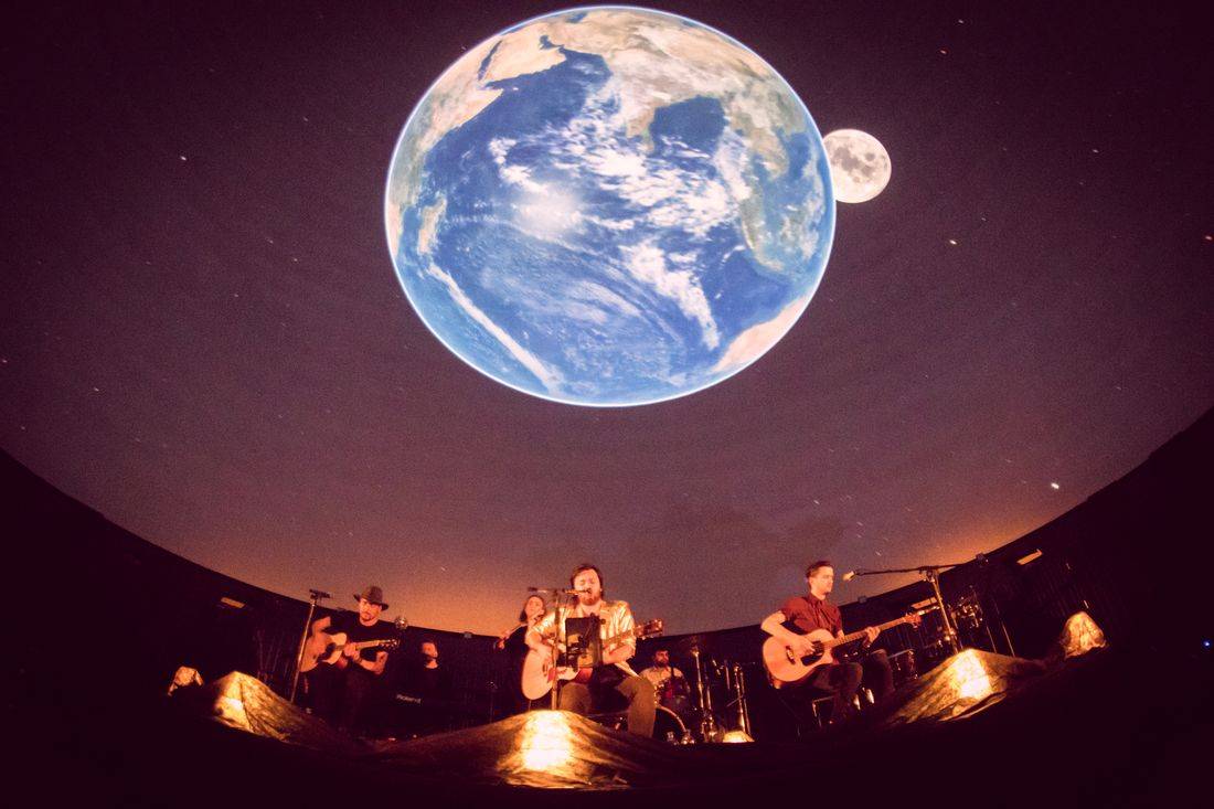 Imodium se rozloučili pod hvězdnou oblohou v Planetáriu Praha