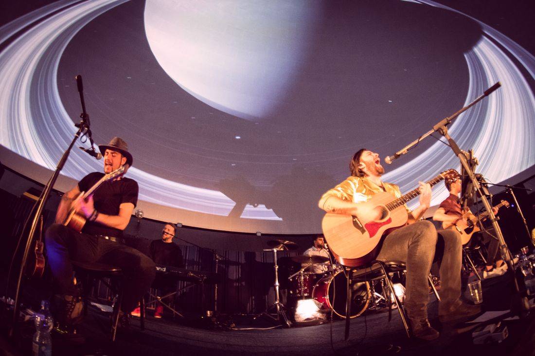 Imodium se rozloučili pod hvězdnou oblohou v Planetáriu Praha