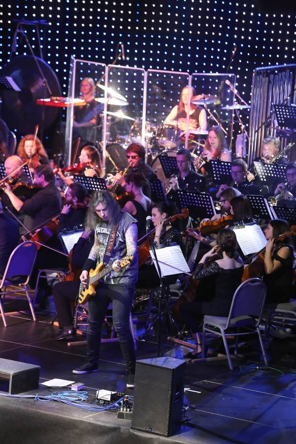 Metallica Tribute: V Brně se metal propojil se symfonickým orchestrem