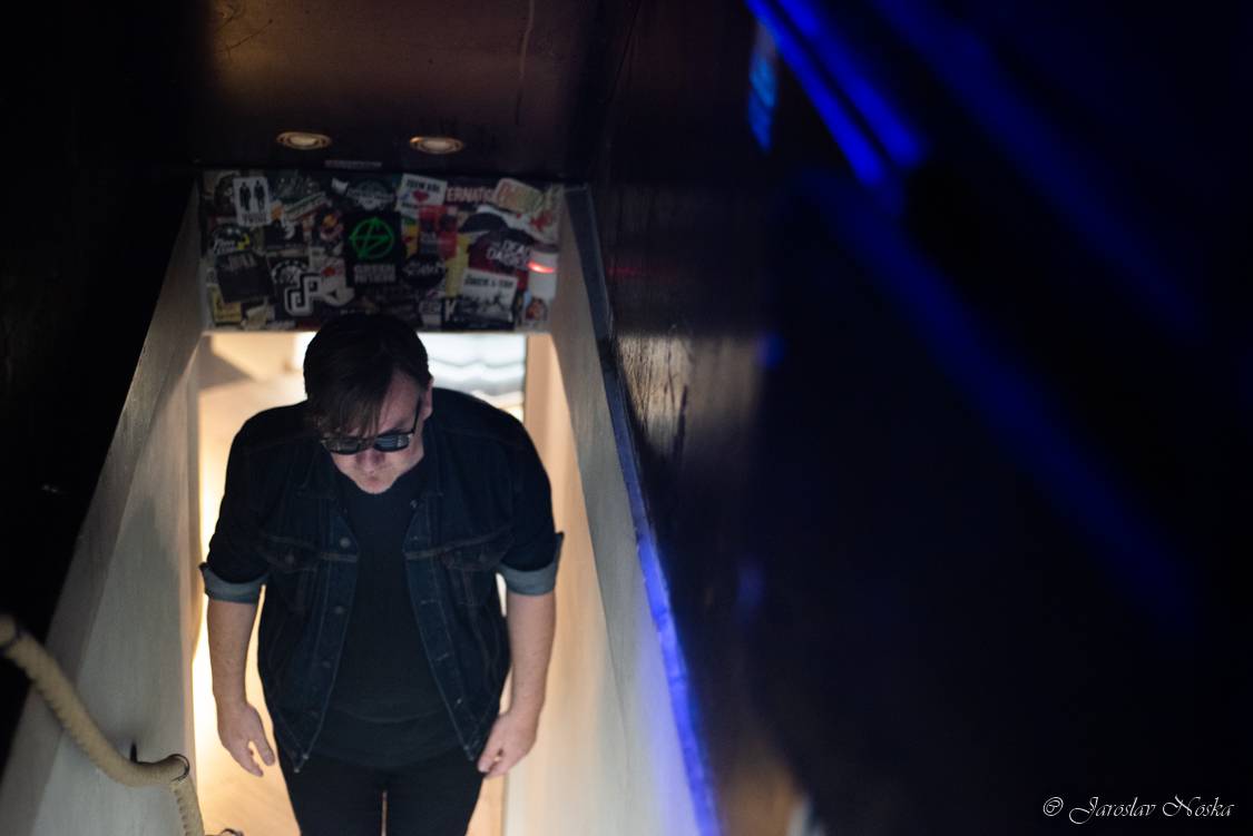 Michal Hrůza zavítal se svým klubovým turné do Lucerna Music Baru. Zazpívala i Nelly