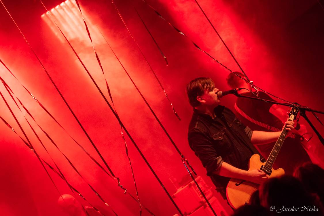 Michal Hrůza zavítal se svým klubovým turné do Lucerna Music Baru. Zazpívala i Nelly