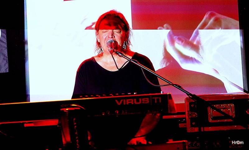 Oceán křtil v Brně album Femme Fatale, kmotry byli Roman Dragoun a Helmutova stříkačka