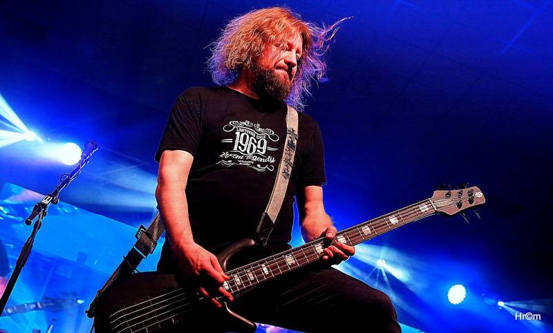 Harlej ve Svitavách děkovali tamním fanouškům, za odměnu s nimi šli po koncertě na pivo