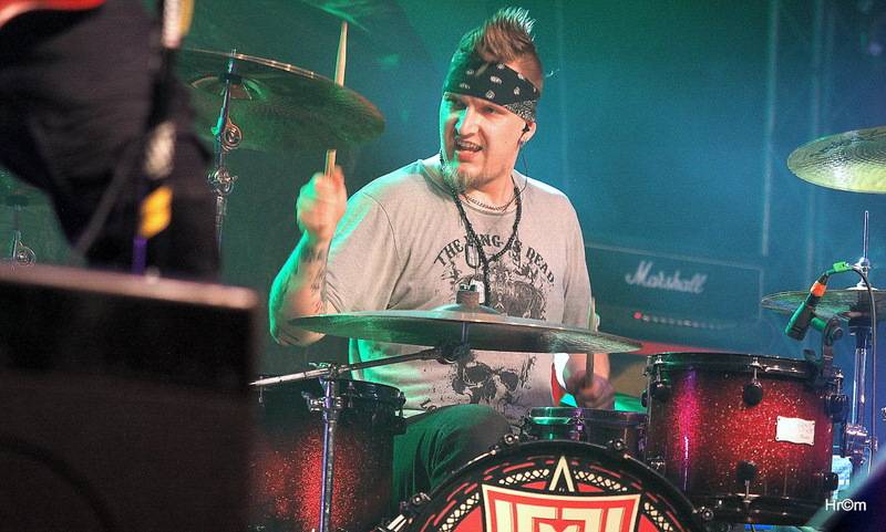 Harlej ve Svitavách děkovali tamním fanouškům, za odměnu s nimi šli po koncertě na pivo