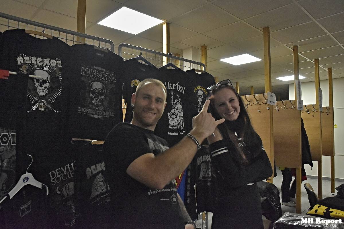 Doga s Alkeholem vyprodali plzeňskou Šeříkovku, atmosféra byla pekelná 