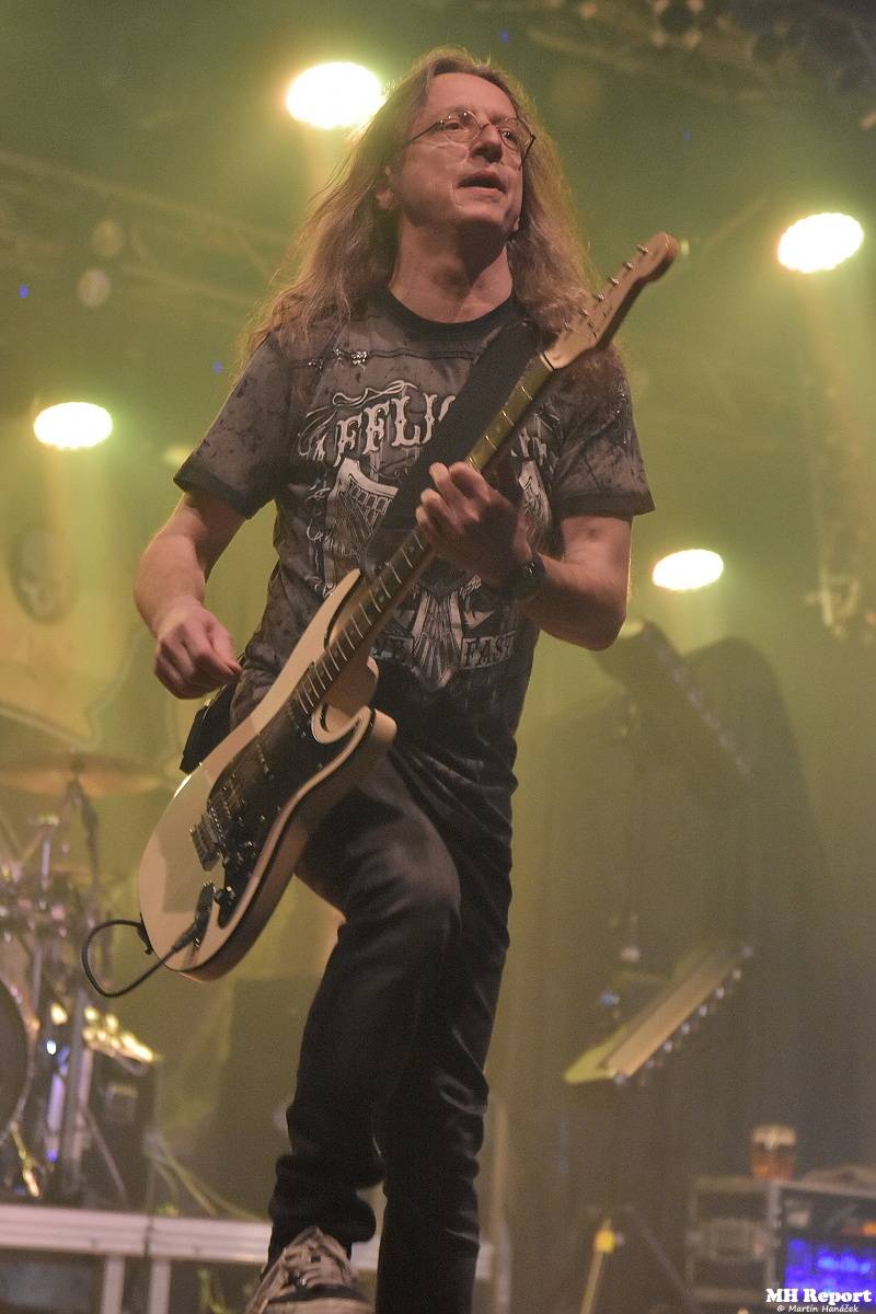 Doga s Alkeholem vyprodali plzeňskou Šeříkovku, atmosféra byla pekelná 