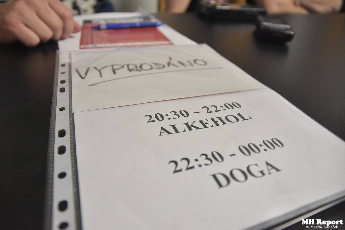 Doga s Alkeholem vyprodali plzeňskou Šeříkovku, atmosféra byla pekelná 