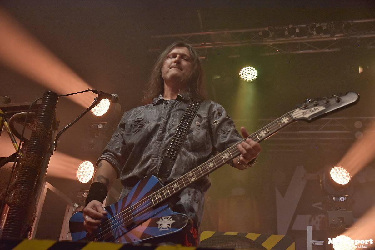 Doga s Alkeholem vyprodali plzeňskou Šeříkovku, atmosféra byla pekelná 